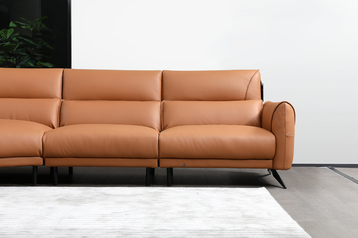 Mokdern 4-Seat Curved Leather Sofa