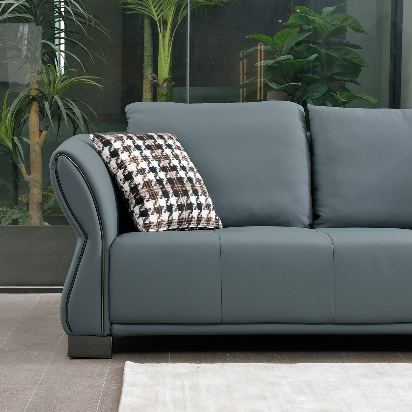 Mokdern Standard 4-Seat leather Sofa With Footrest